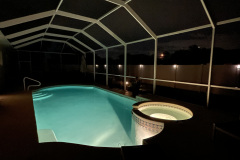 07-Pool-Hot-Tub